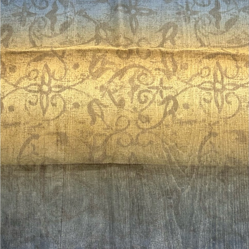 Patterned Handkerchief - Picture 3 of 3
